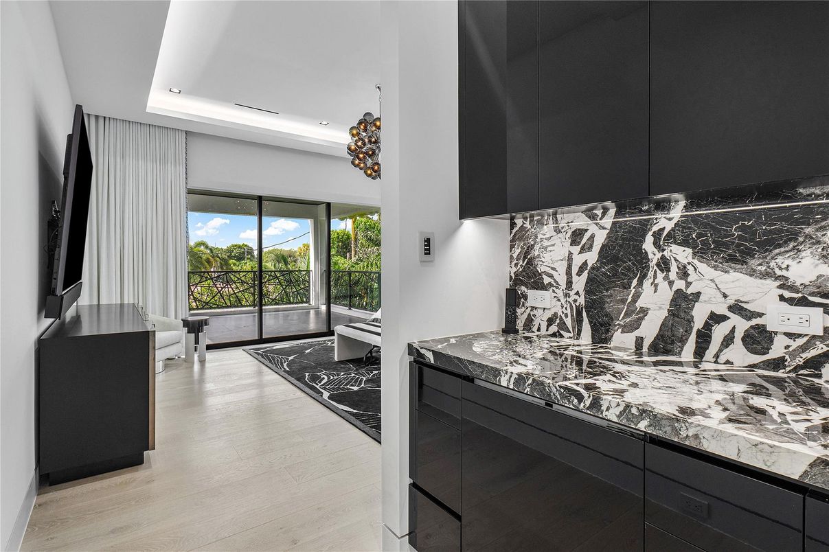 Interior, Pendant Lights, Recessed Lighting, Wood Texture Flooring