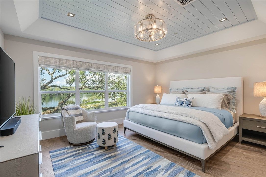 Bedroom, Interior, Recessed Lighting, Water, Wood Texture Flooring