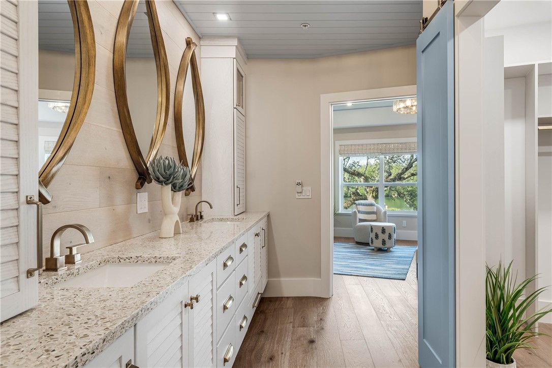 Bathroom, Dual Sink Vanities, Interior, Recessed Lighting, Wood Texture Flooring
