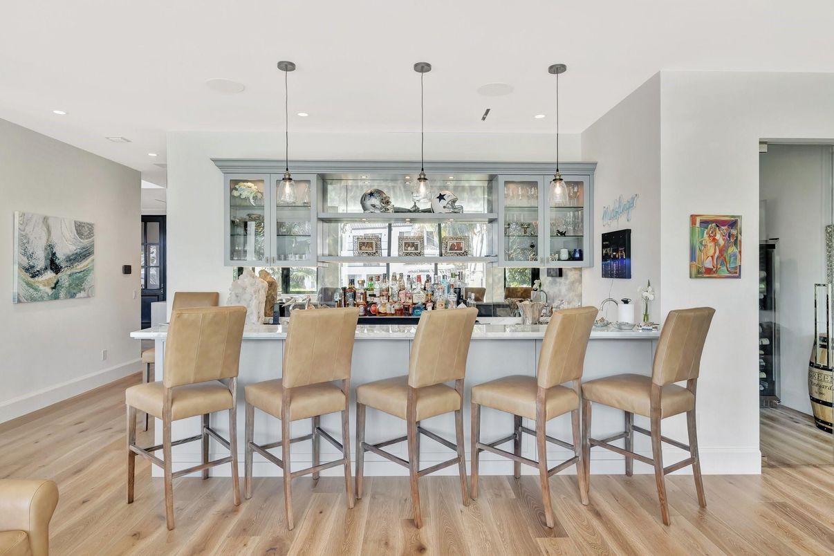 Interior, Pendant Lights, Recessed Lighting, Wood Texture Flooring
