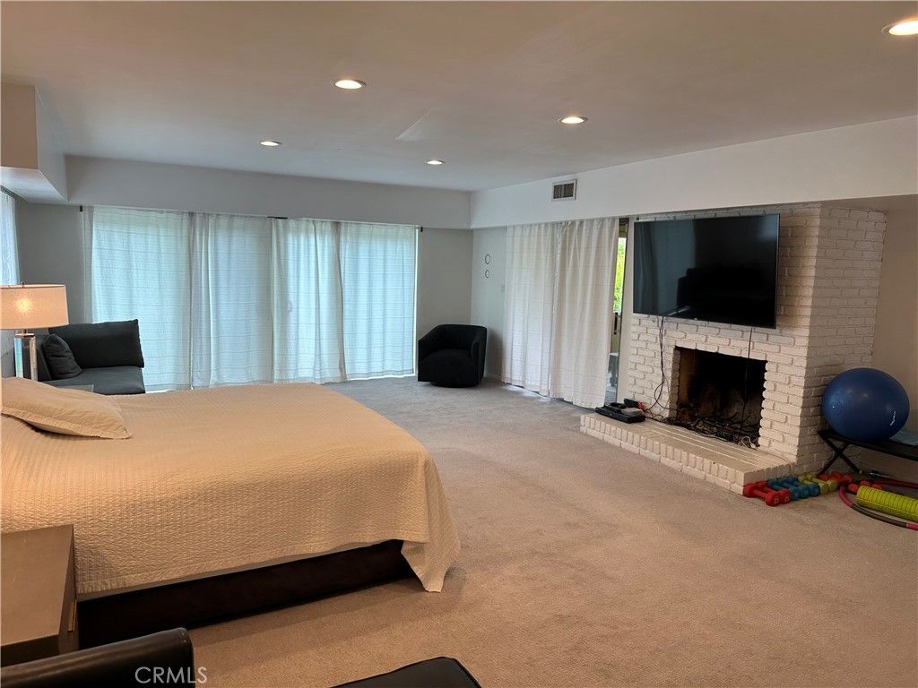Bedroom, Fireplace, Interior, Recessed Lighting