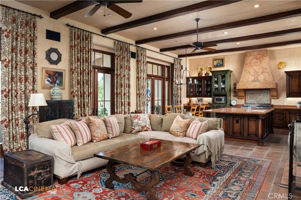 Interior, Kitchen, Living room, Pendant Lights, Recessed Lighting, Wooden Beams
