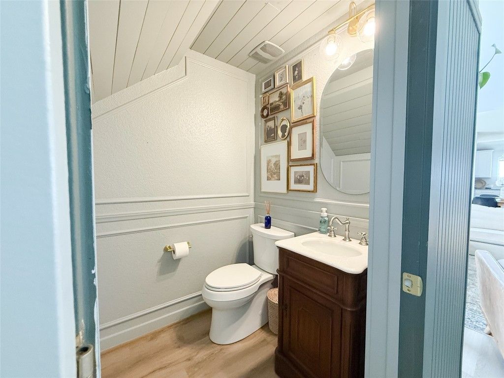 Bathroom, Interior, Wood Texture Flooring