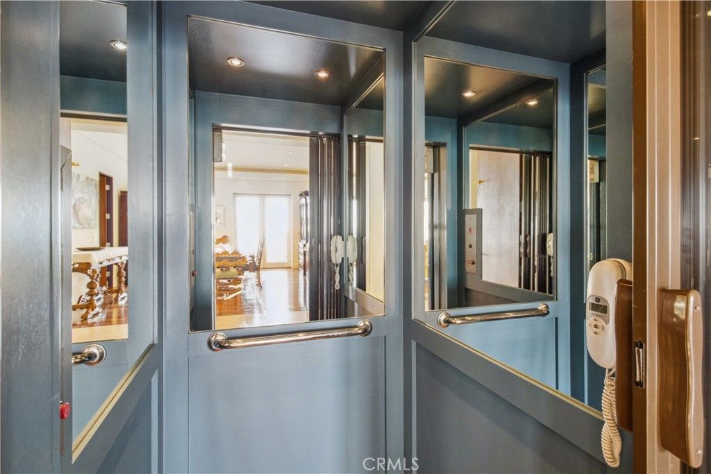 Elevator, Interior, Recessed Lighting