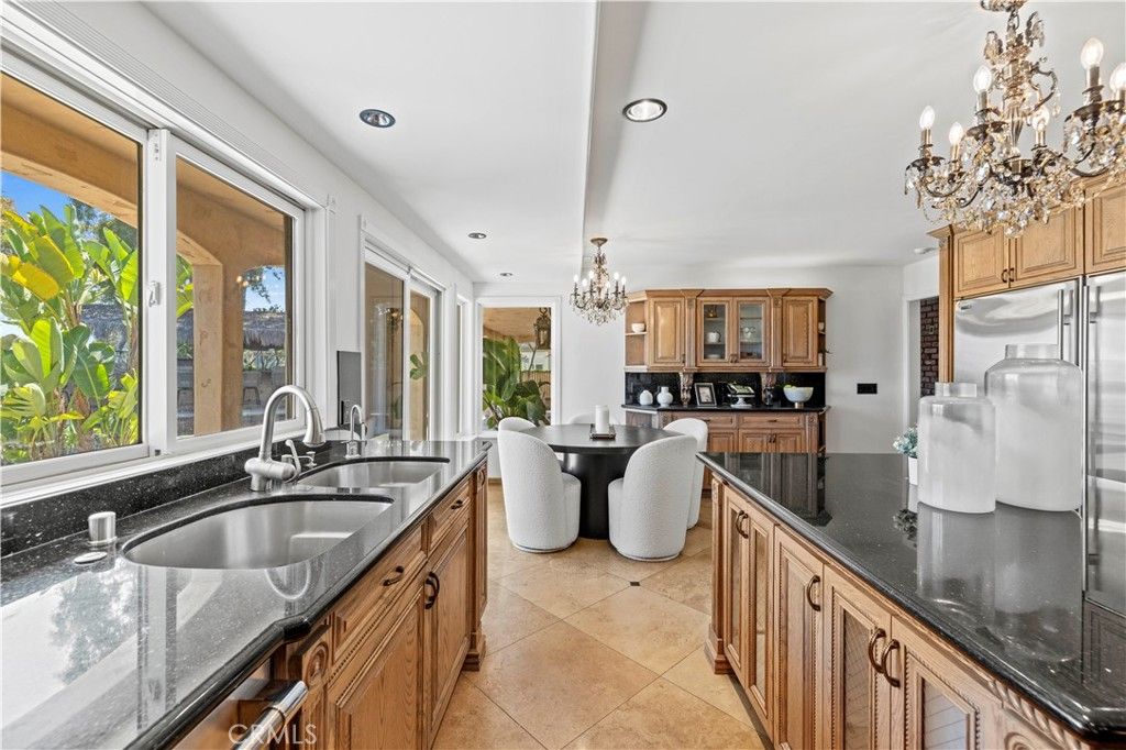 Chandelier, Dining room, Interior, Kitchen, Recessed Lighting