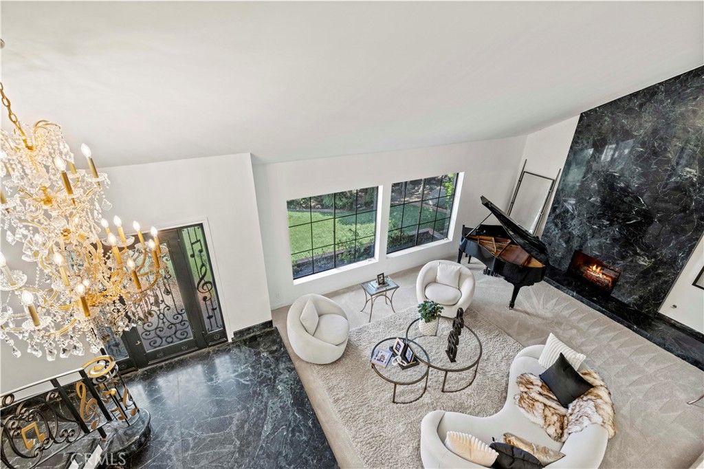 Chandelier, Fireplace, Interior, Living room, Piano