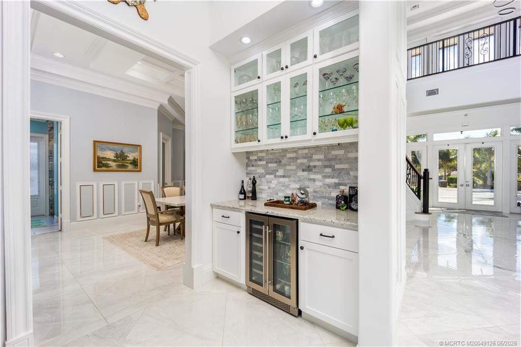 Dining room, Interior, Kitchen, Marble, Recessed Lighting
