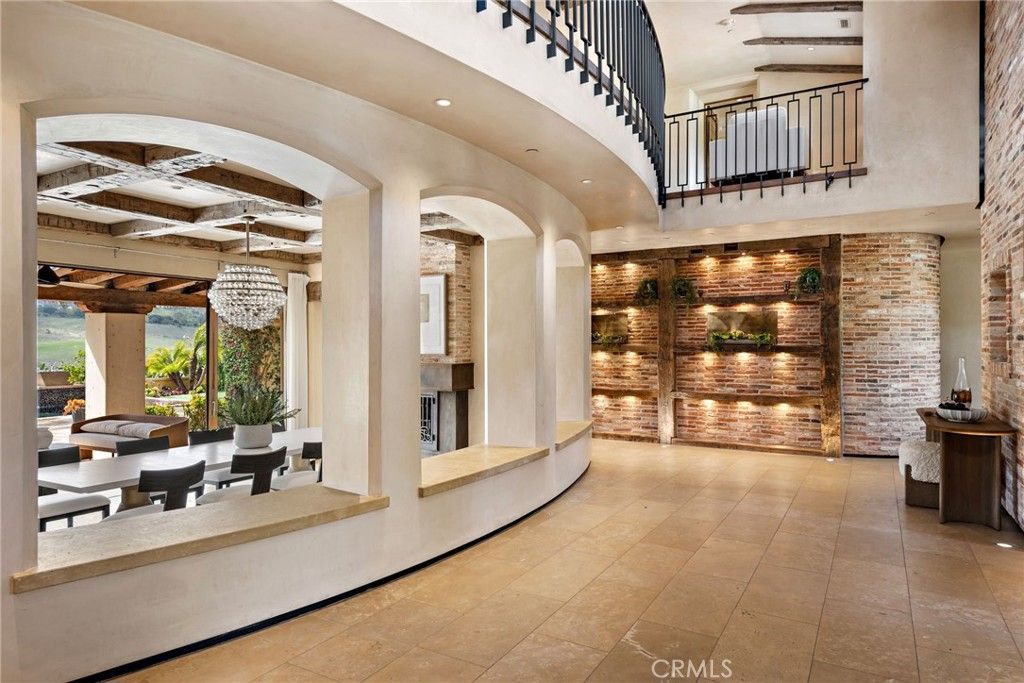 Chandelier, Dining room, Interior, Recessed Lighting, Stone Walls