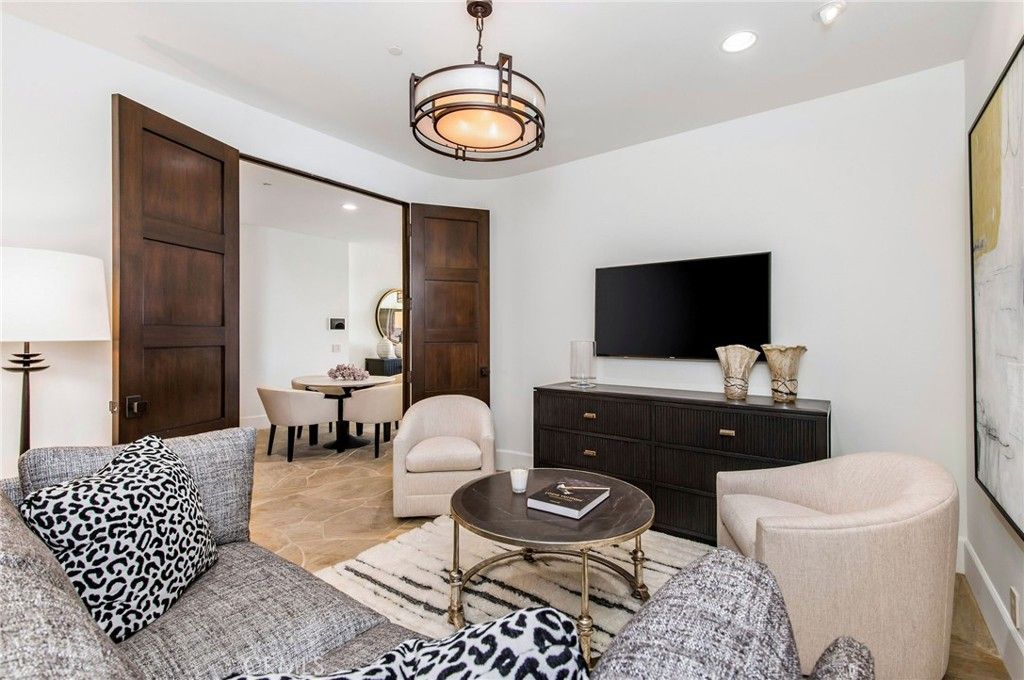 Dining room, Interior, Living room, Pendant Lights, Recessed Lighting