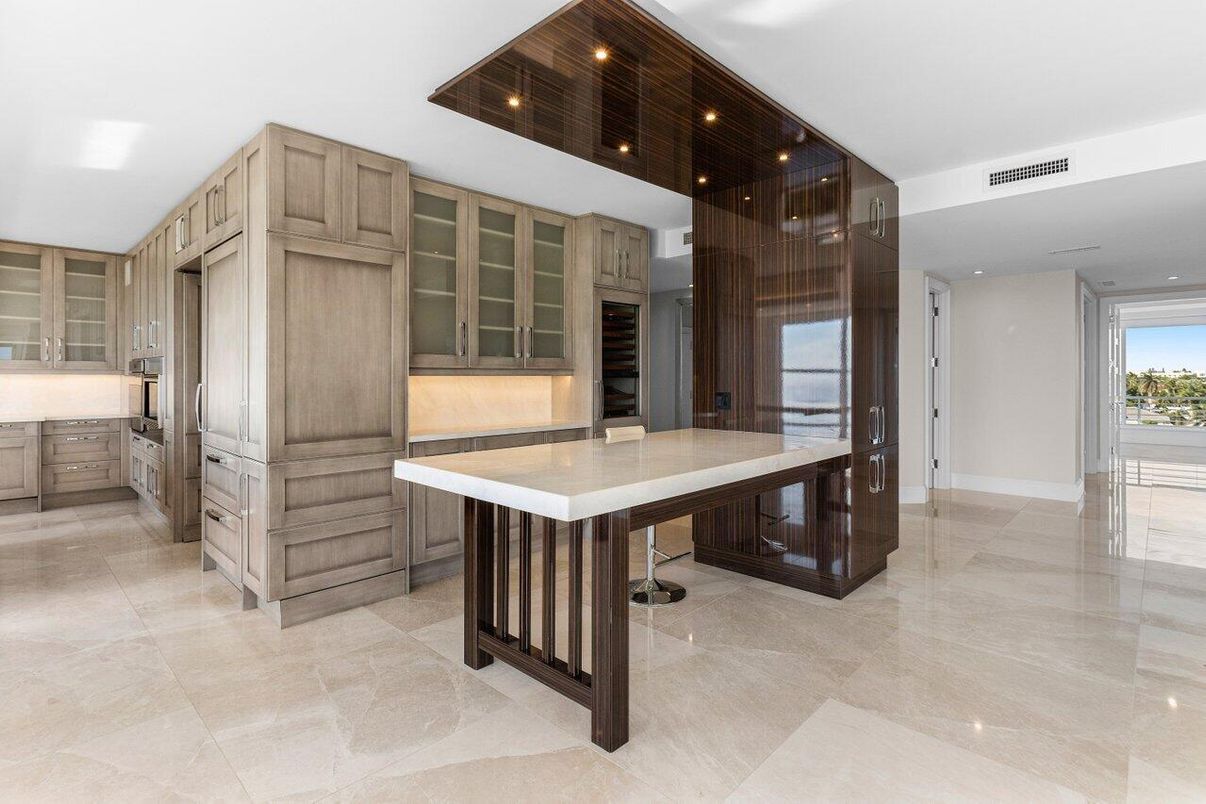 Interior, Kitchen, Recessed Lighting