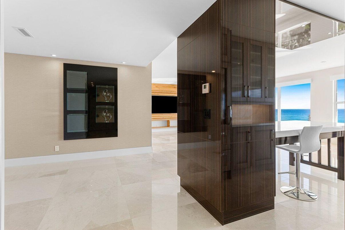 Interior, Recessed Lighting, Water