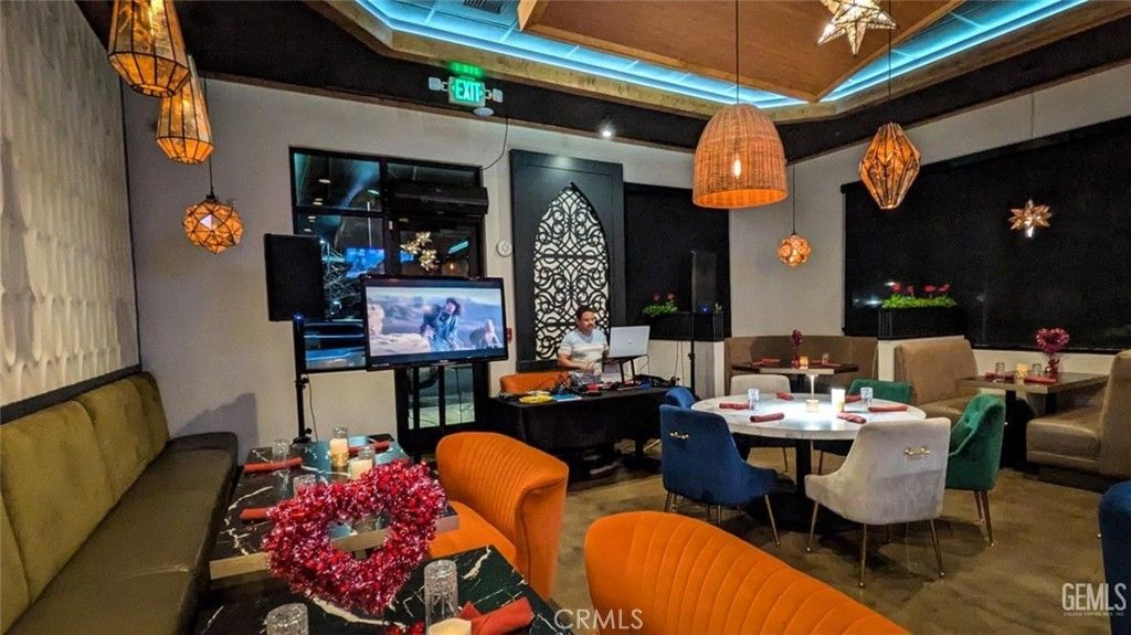 Dining room, Interior, Pendant Lights