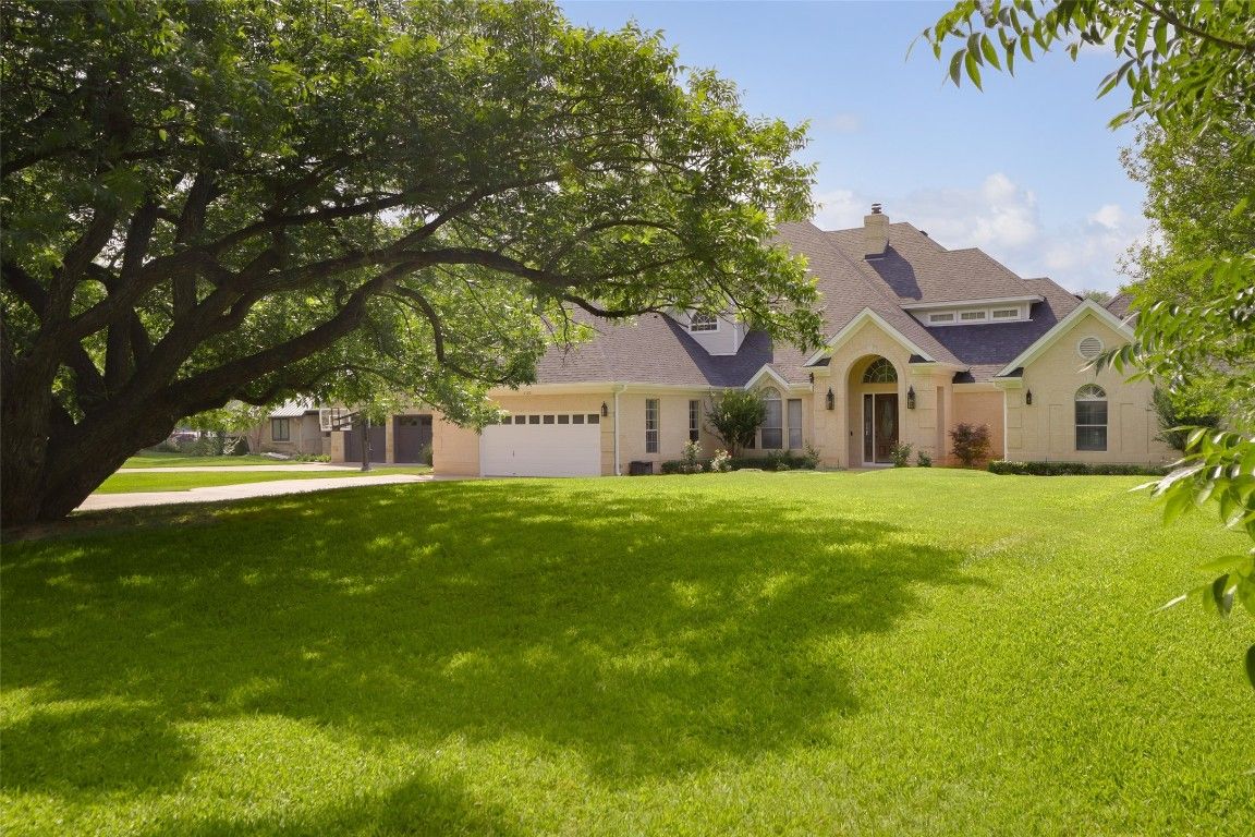 Attached, Backyard, Exterior, Facade, French Provincial