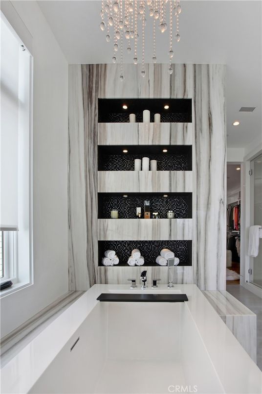 Bathroom, Interior, Recessed Lighting