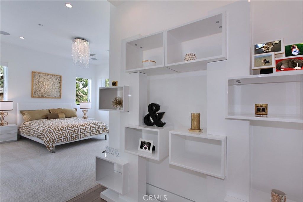 Bedroom, Chandelier, Interior, Recessed Lighting