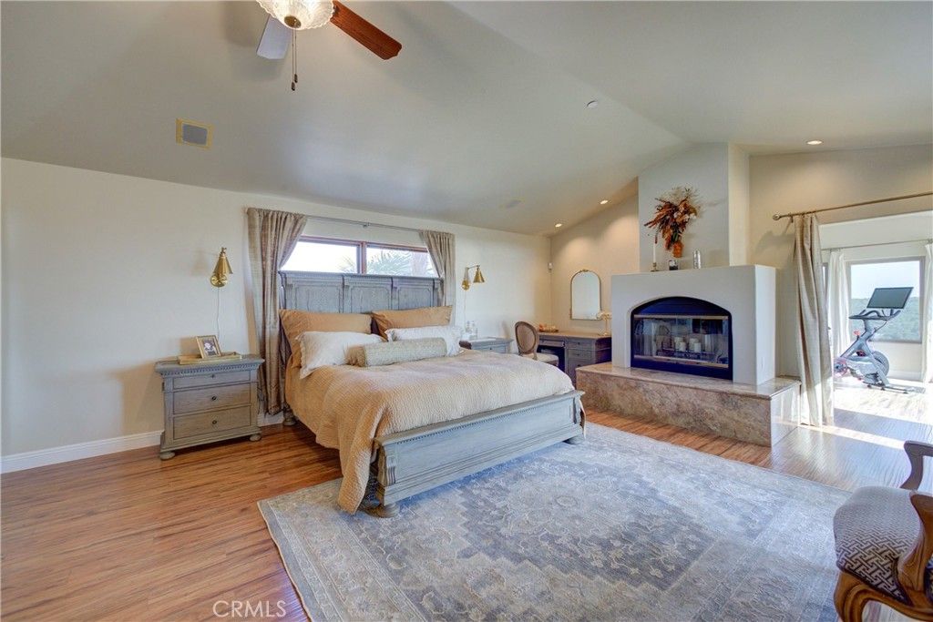 Bedroom, Fireplace, Interior, Recessed Lighting, Wood Texture Flooring