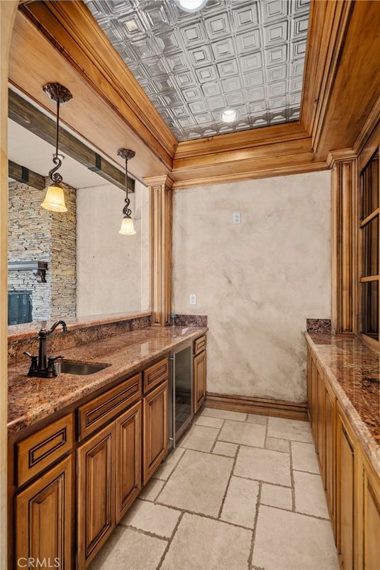 Interior, Pendant Lights, Recessed Lighting, Stone Walls