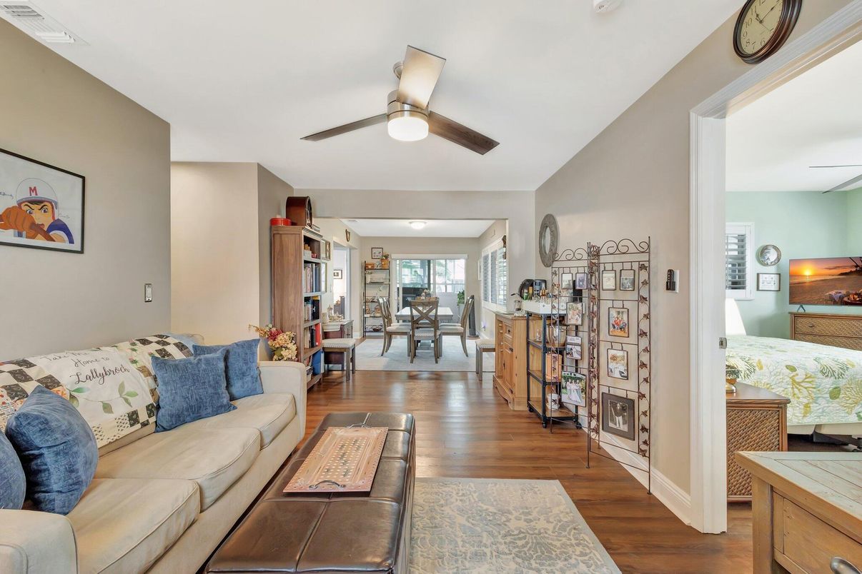 Dining room, Interior, Living room, Wood Texture Flooring