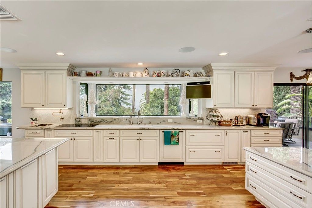 Interior, Kitchen, Marble Walls, Recessed Lighting, Wood Texture Flooring