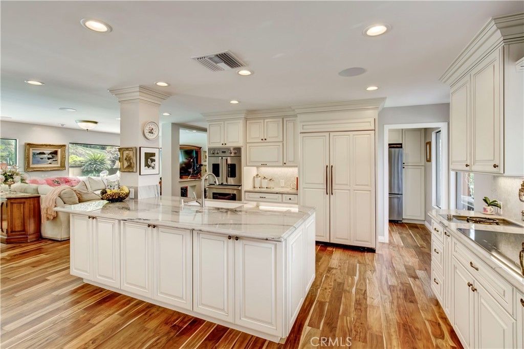 Interior, Kitchen, Living room, Recessed Lighting, Stainless Steel Appliances, Wood Texture Flooring