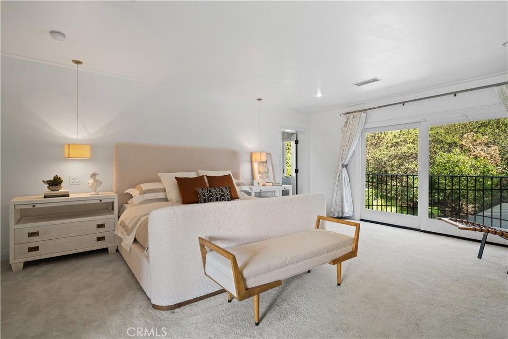 Bedroom, Interior, Pendant Lights