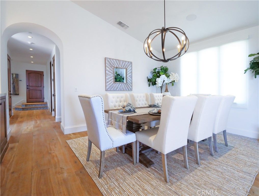 Chandelier, Dining room, Interior, Pendant Lights, Recessed Lighting, Wood Texture Flooring