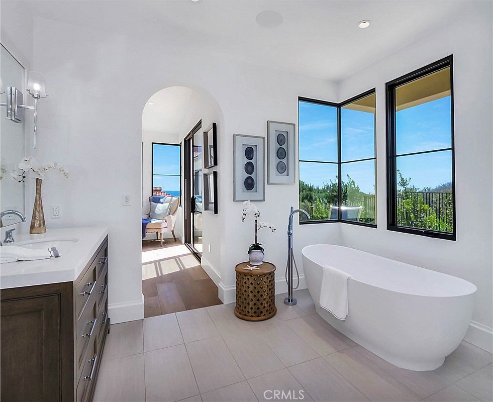 Bathroom, Dual Sink Vanities, Free Standing Baths, Interior, Recessed Lighting, Wood Texture Flooring