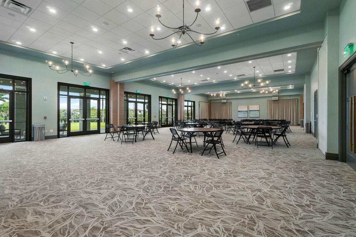 Dining room, Interior, Pendant Lights, Recessed Lighting