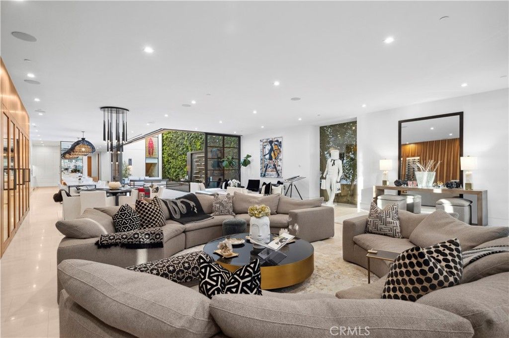 Dining room, Interior, Kitchen, Living room, Pendant Lights, Recessed Lighting