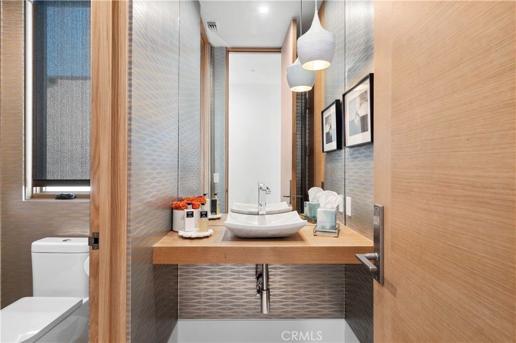Bathroom, Interior, Pendant Lights, Recessed Lighting
