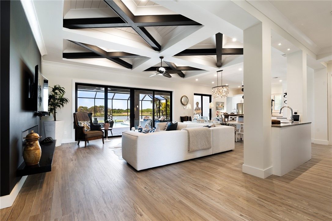 Chandelier, Interior, Kitchen, Living room, Pendant Lights, Recessed Lighting, Wood Texture Flooring