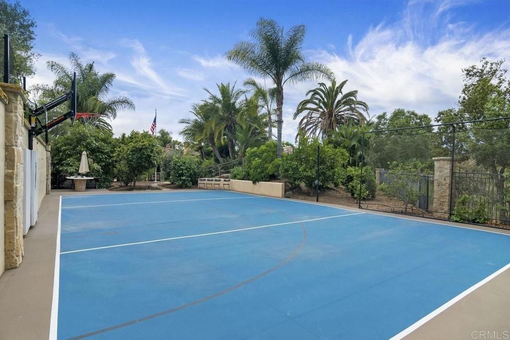 Exterior, Tennis Courts