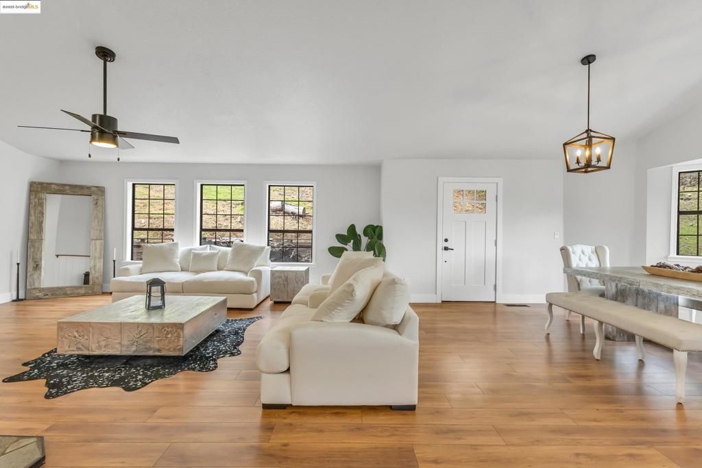 Dining room, Interior, Living room, Pendant Lights, Wood Texture Flooring