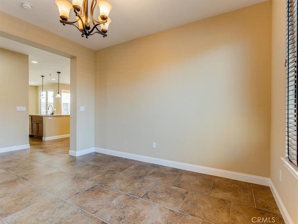 Chandelier, Empty room, Interior, Recessed Lighting