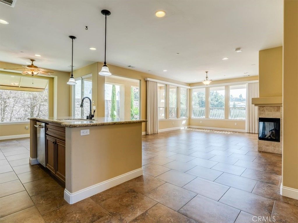 Fireplace, Interior, Kitchen, Pendant Lights, Recessed Lighting
