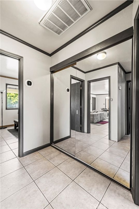 Elevator, Interior