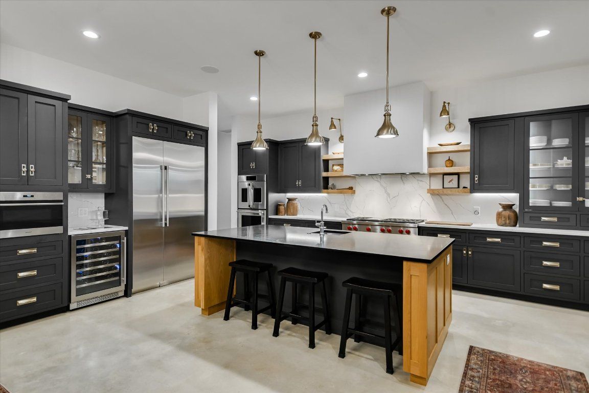 Interior, Kitchen, Pendant Lights, Recessed Lighting, Stainless Steel Appliances