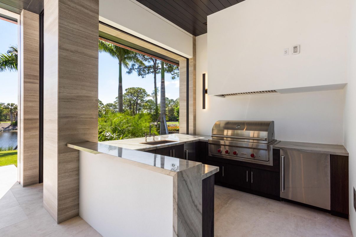 Interior, Kitchen, Stainless Steel Appliances, Water
