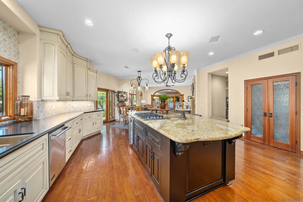 Chandelier, Dining room, Interior, Kitchen, Recessed Lighting, Wood Texture Flooring
