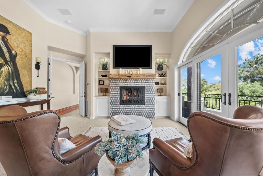 Fireplace, Interior, Living room