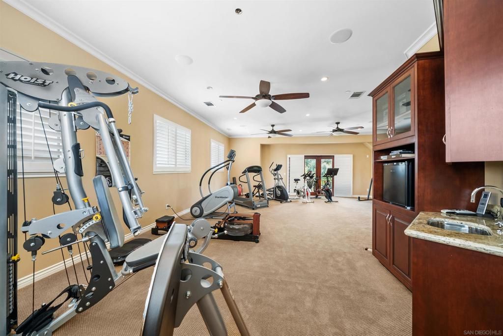 Fitness Equipment, Interior, Recessed Lighting