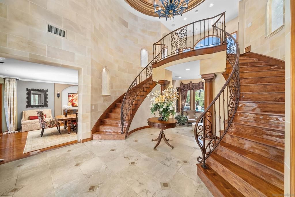 Chandelier, Dining room, Interior, Recessed Lighting