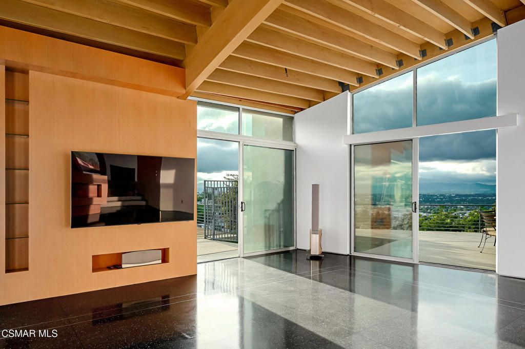 Interior, Wooden Beams
