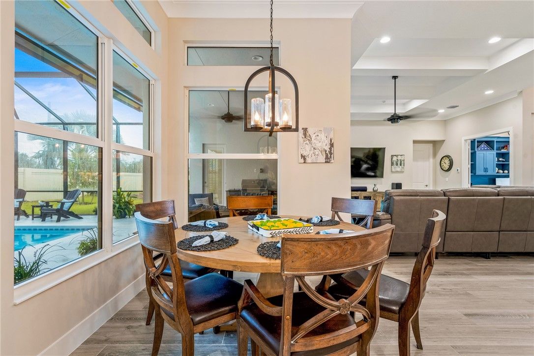 Dining room, Interior, Living room, Pendant Lights, Recessed Lighting, Wood Texture Flooring