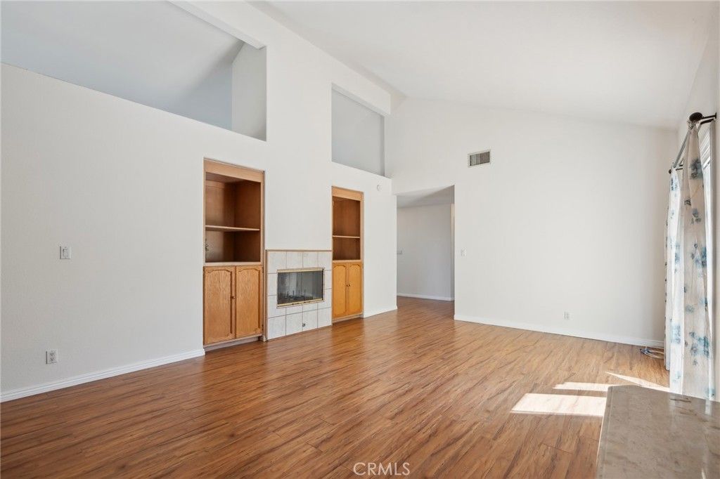 Empty room, Fireplace, Interior, Wood Texture Flooring