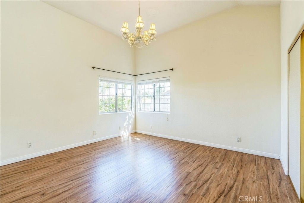 Chandelier, Empty room, Interior, Wood Texture Flooring