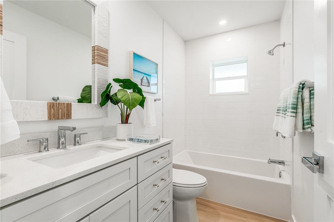 Bathroom, Interior, Recessed Lighting, Wood Texture Flooring