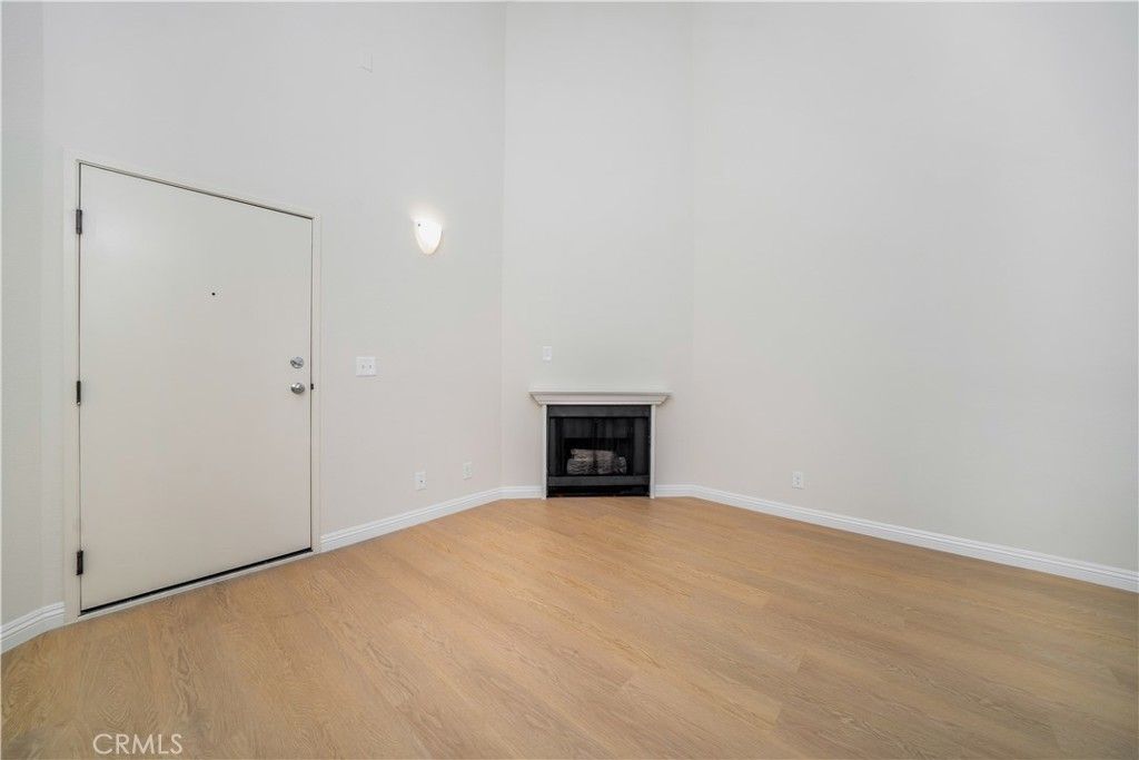 Empty room, Fireplace, Interior, Wood Texture Flooring