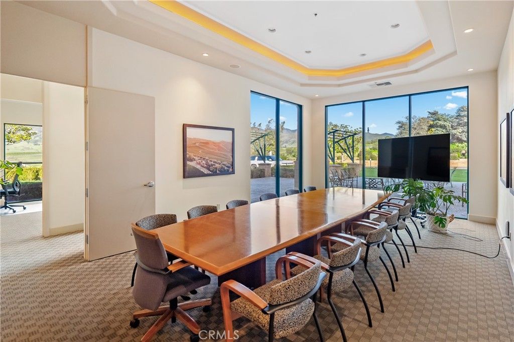 Dining room, Interior, Recessed Lighting
