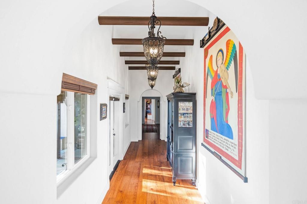 Interior, Pendant Lights, Wooden Beams, Wood Texture Flooring